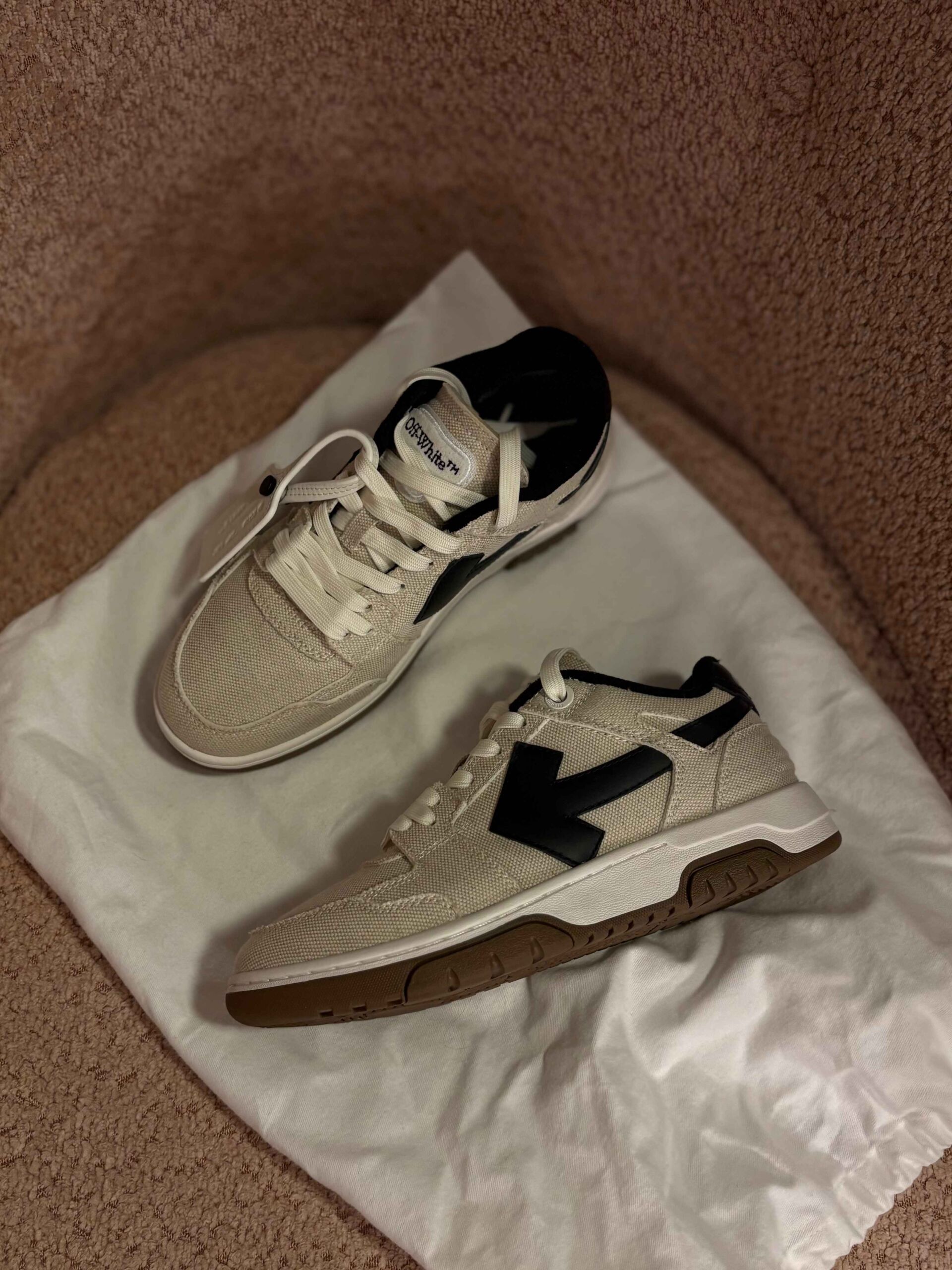 Baskets Out of office